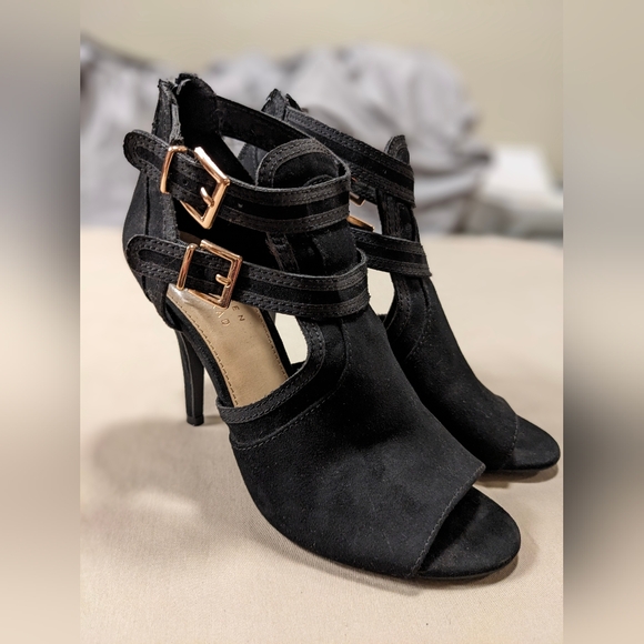 Lauren Conrad Black Sweetheart Strappy Heels - size 8M - Picture 1 of 17